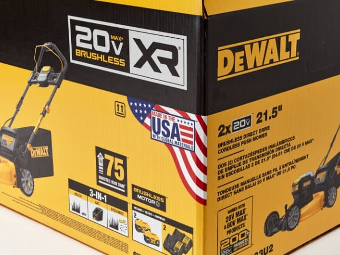 DeWalt packaging